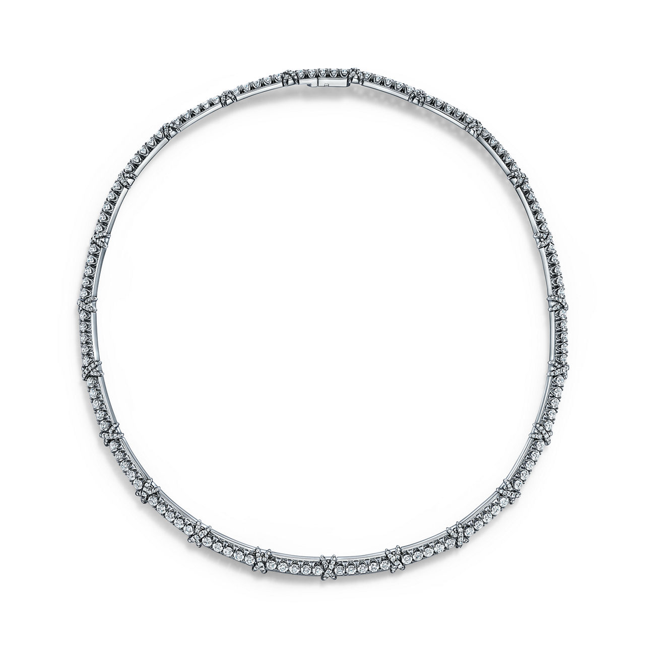 Necklace in Platinum with Diamonds