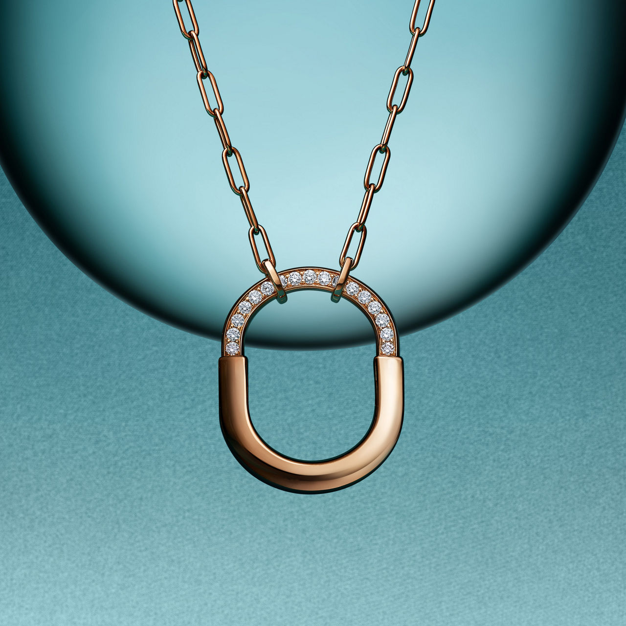 Necklaces & Pendants