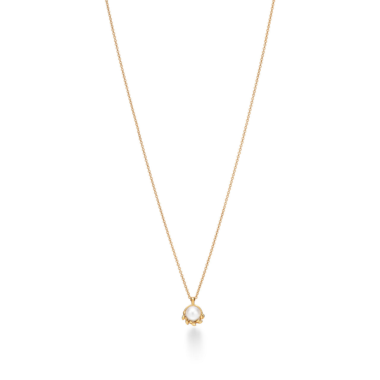 Olive Leaf Pendant in Yellow Gold with Pearls