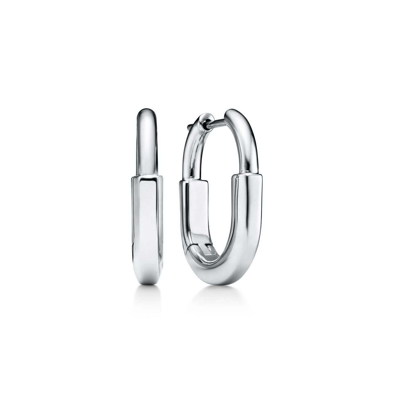 Small Earrings in White Gold