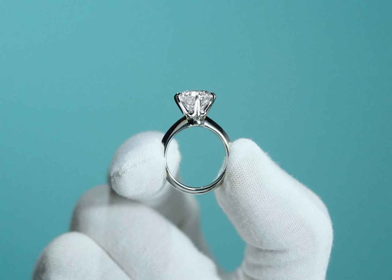 A Anjeya Ring