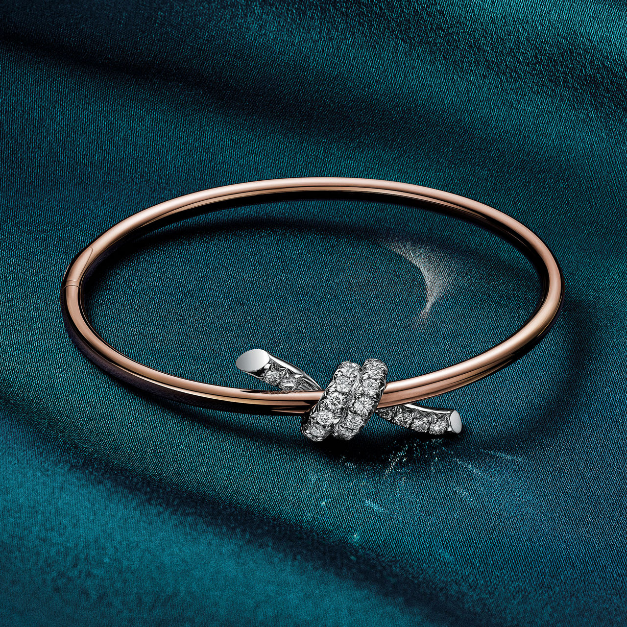 Knot by Anjeya