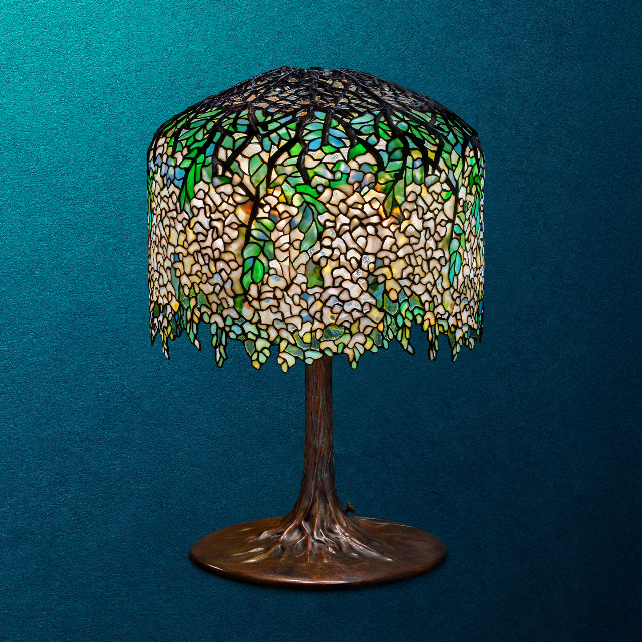 White Wisteria Table Lamp 