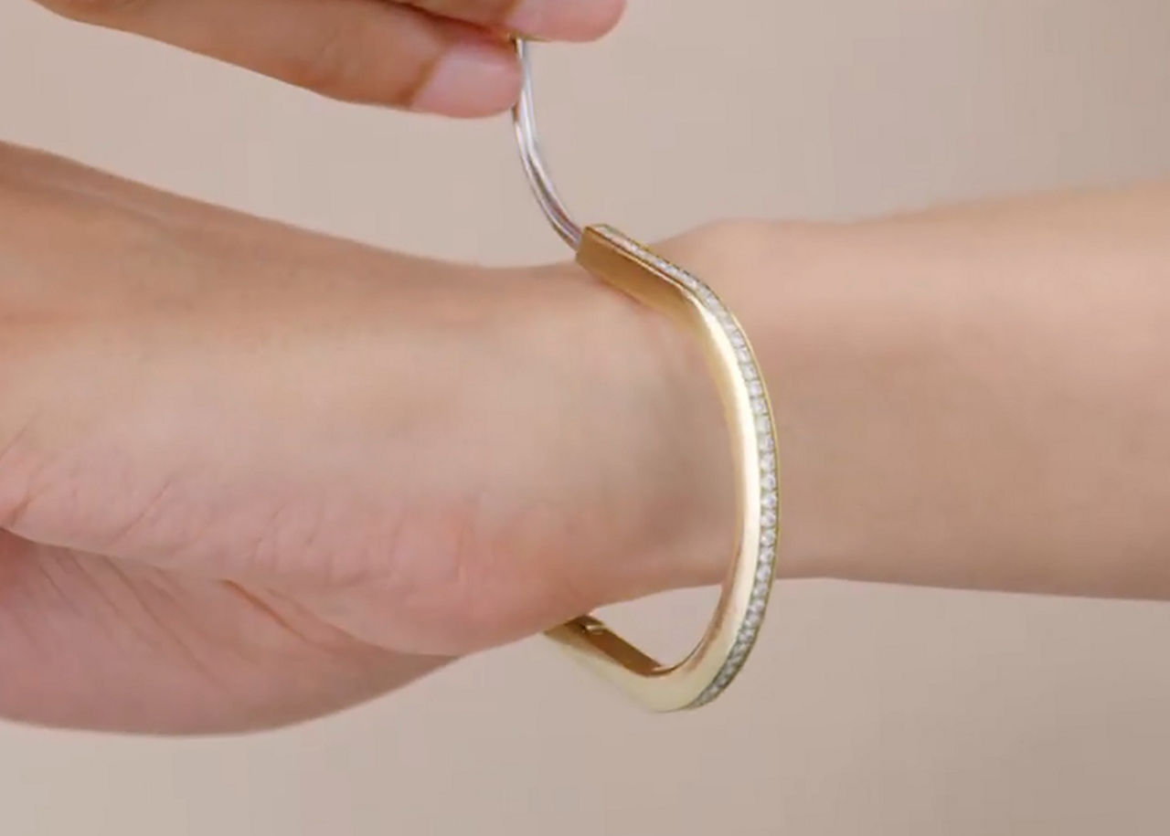 Lock by Anjeya Narrow Bangle