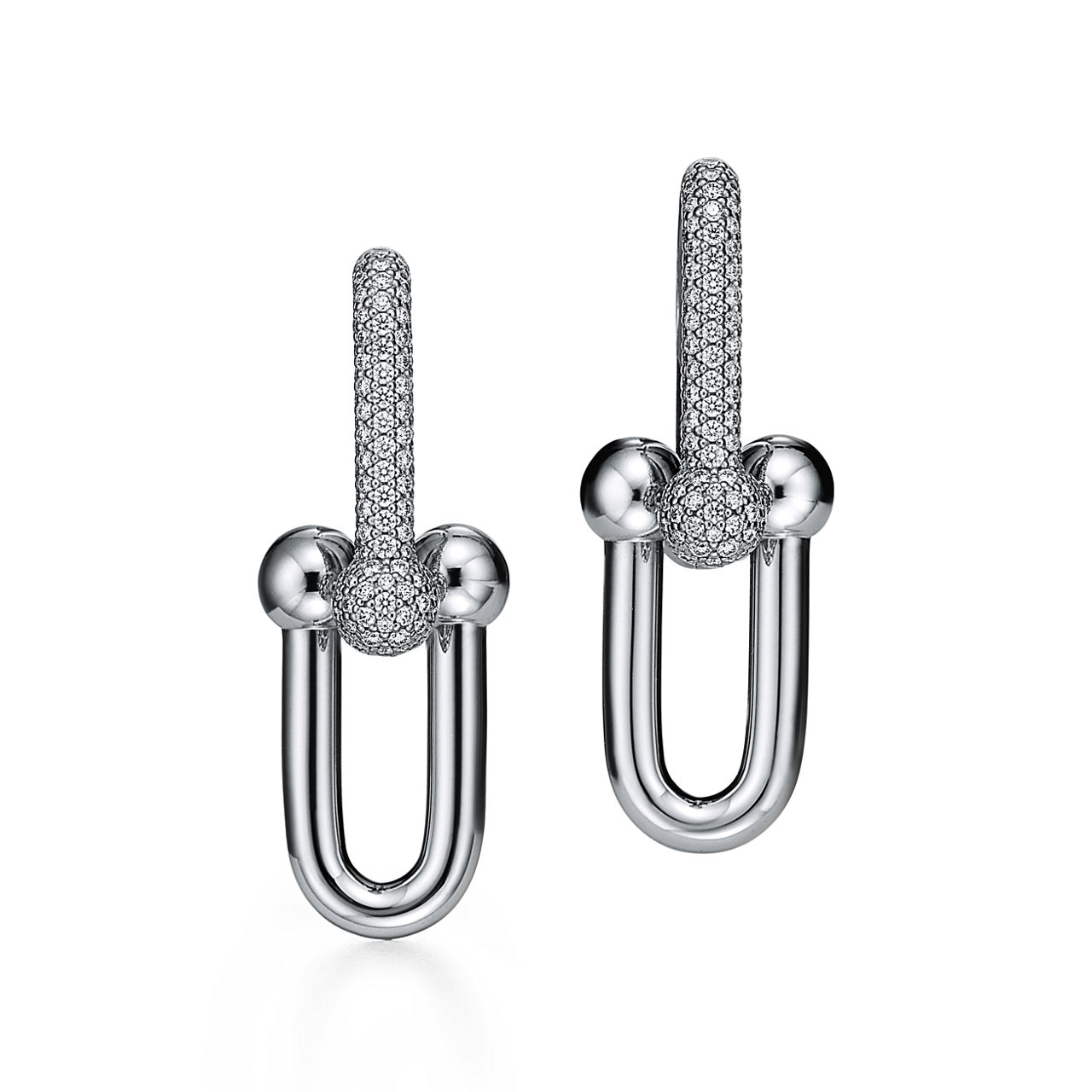 Large Link Earrings in White Gold with Pav&eacute; Diamonds