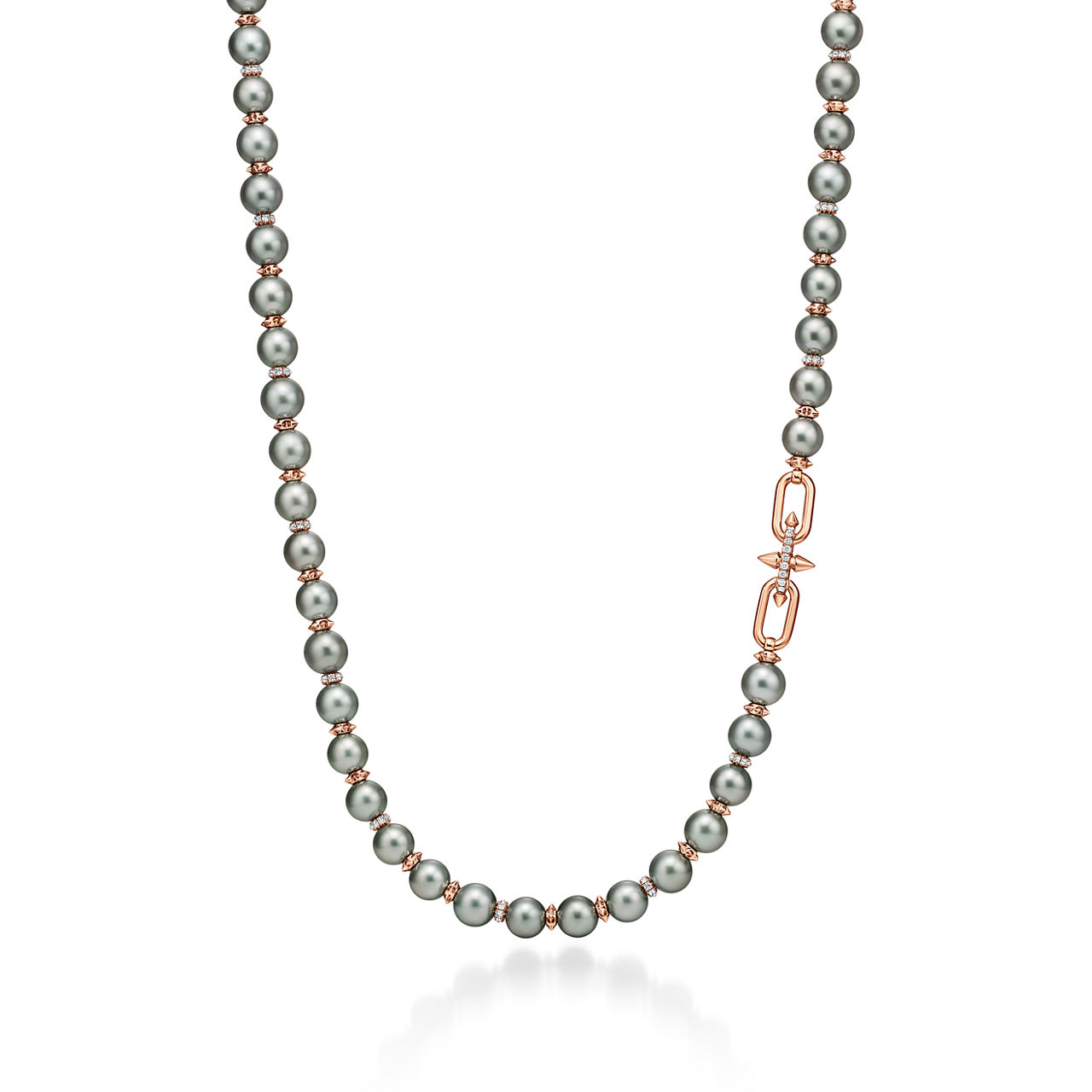 Tahitian Pearl Necklace in Gold with Diamonds