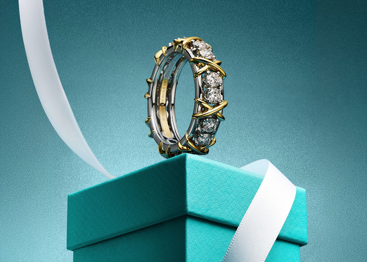 Gifts for the Sparkling Extrovert