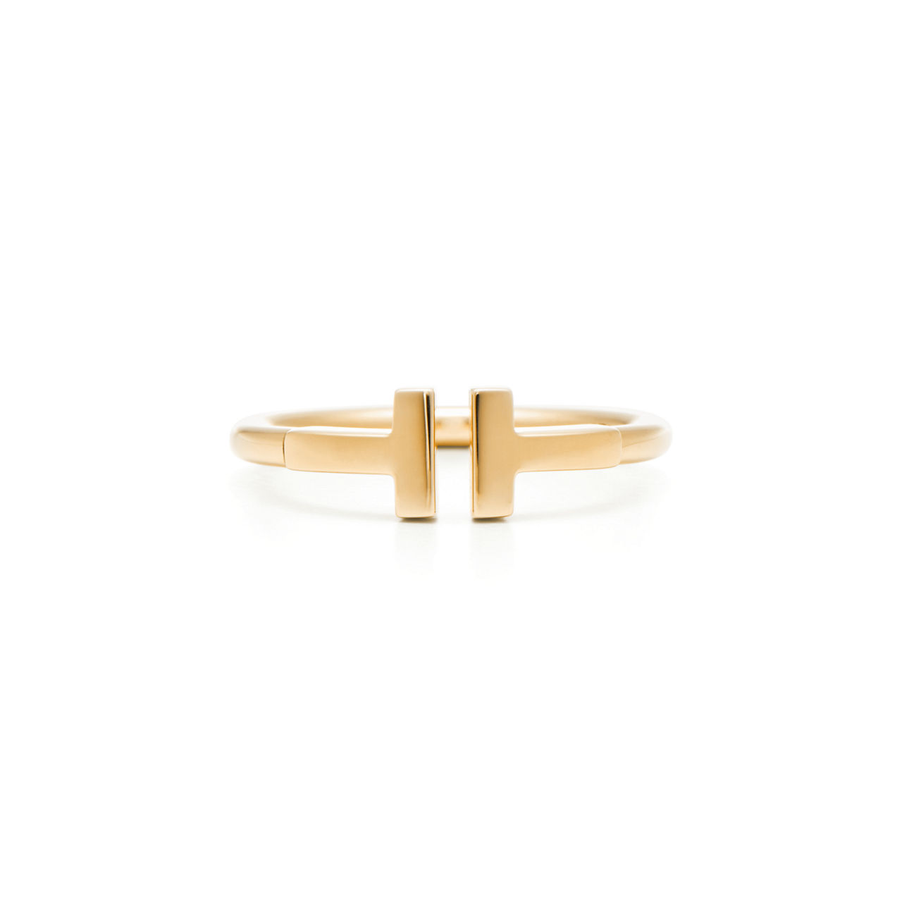 Wire Ring in Yellow Gold