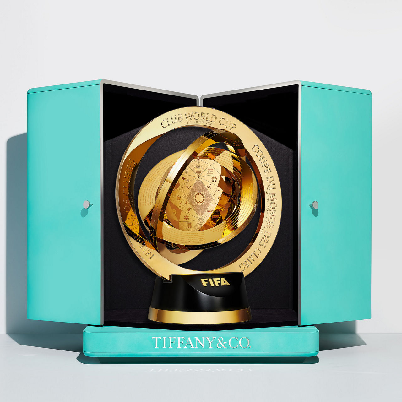 The FIFA Club World Cup Winners&rsquo; Trophy