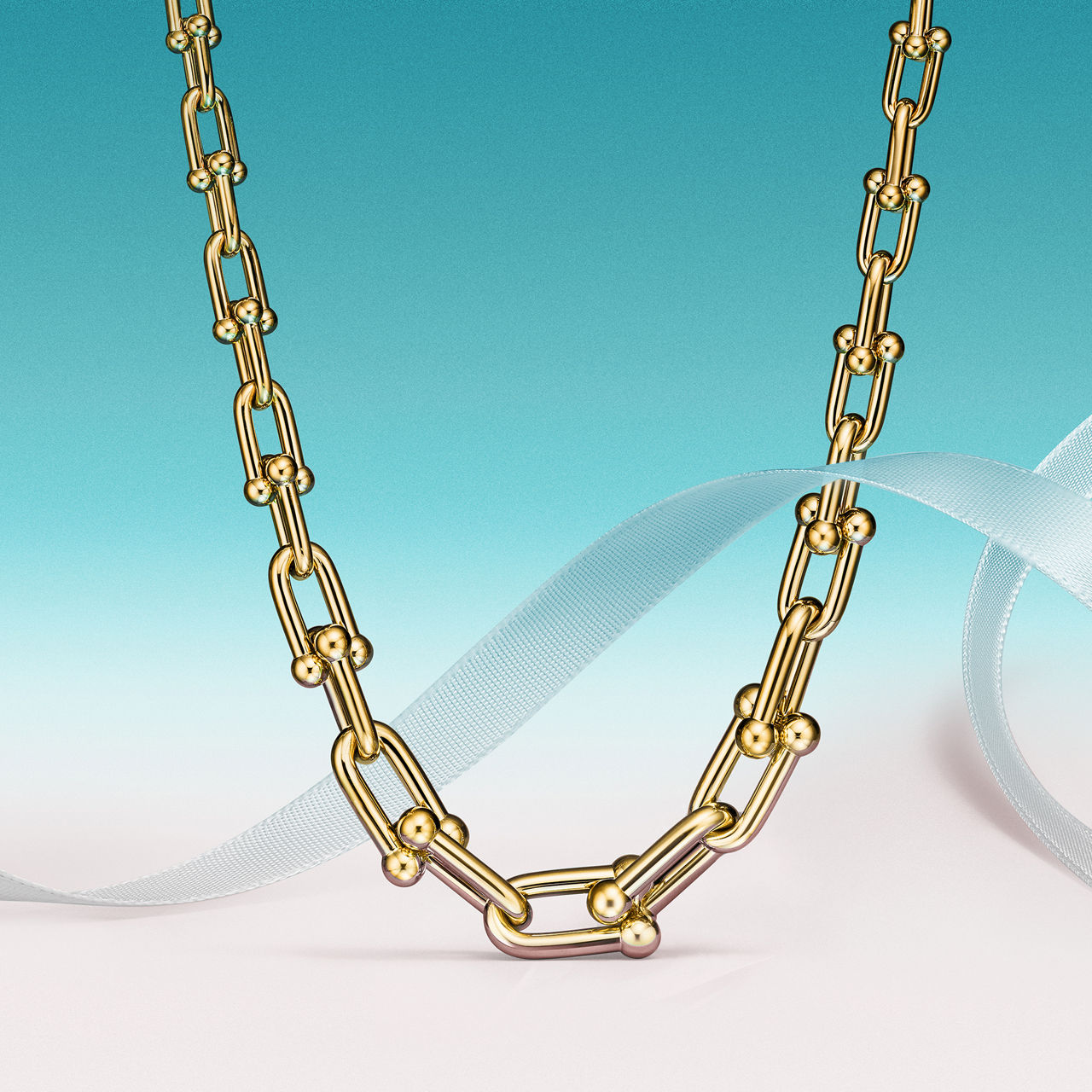 Necklaces & Pendants