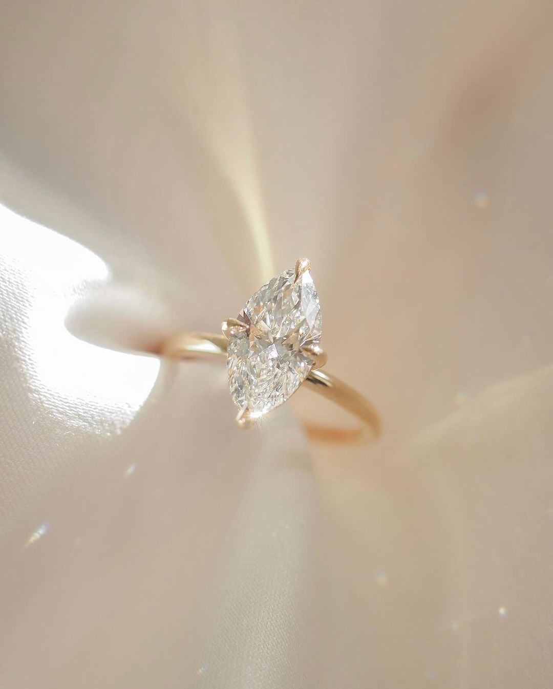 Mae, Marquise Solitaire Lab-Grown Diamond Engagement Ring